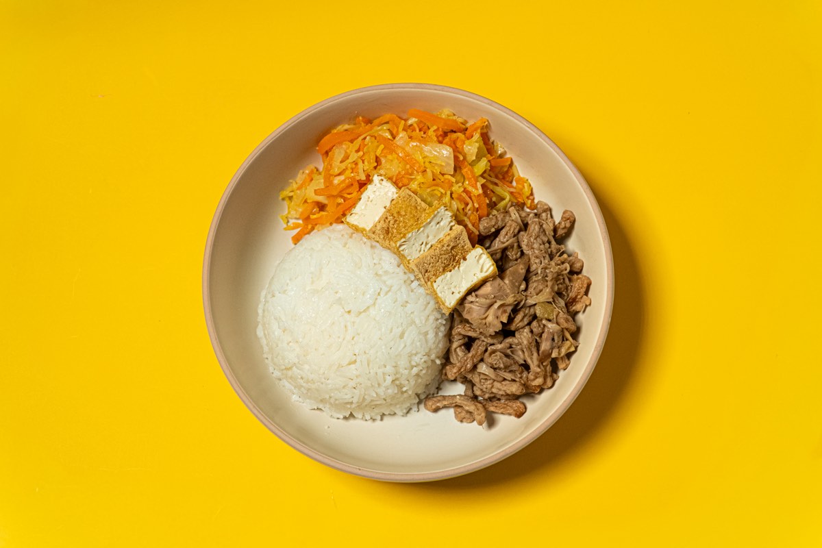 VieVegan vegan pulled pork with rice meal prep